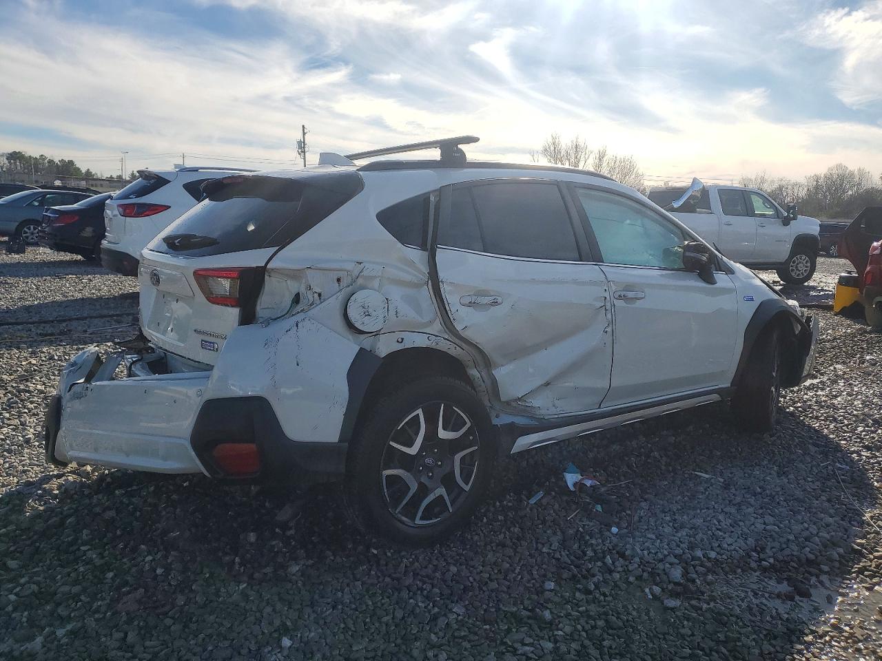 2020 SUBARU CROSSTREK LIMITED photo 3