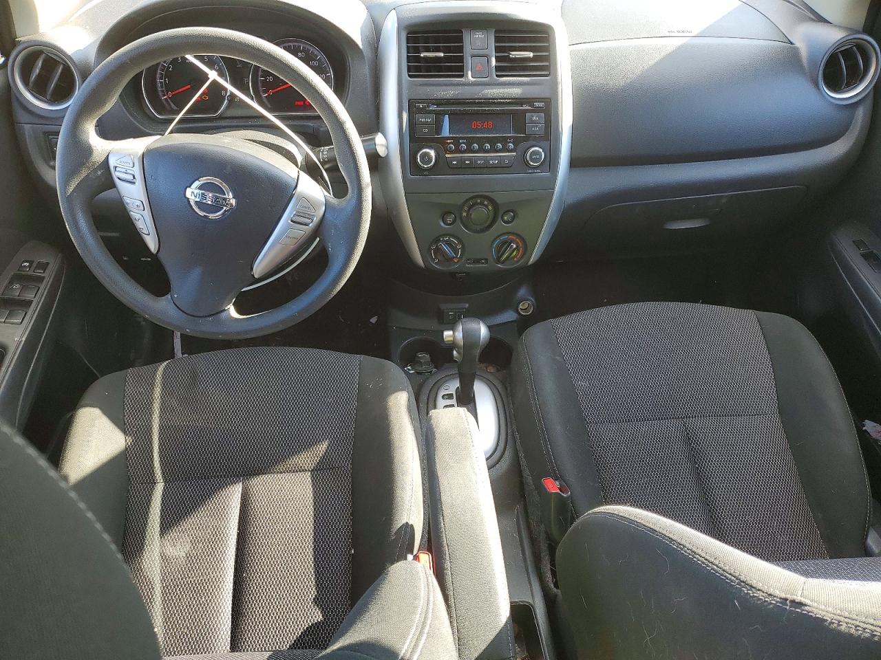 2018 NISSAN VERSA S photo 8