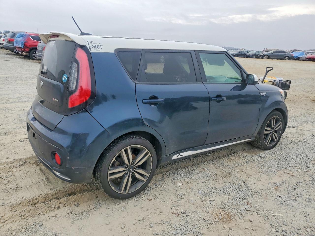 2018 KIA SOUL + photo 3