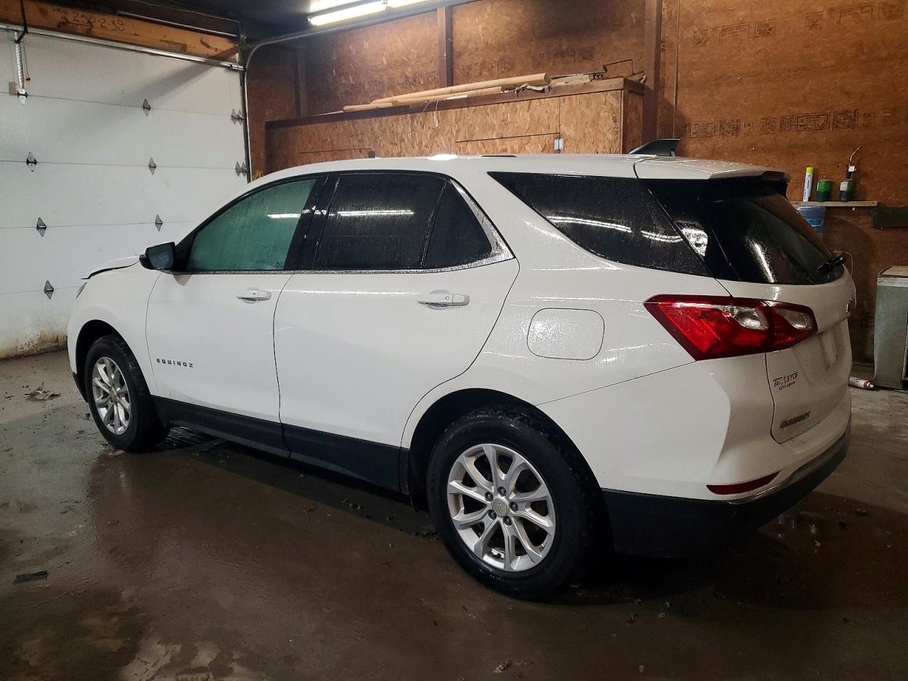 2019 CHEVROLET EQUINOX LT photo 2