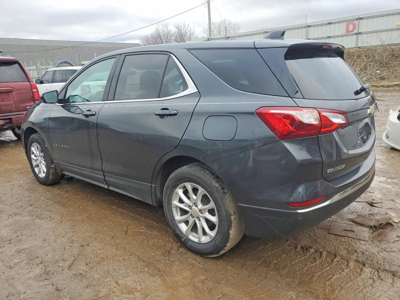 2020 CHEVROLET EQUINOX LT photo 2
