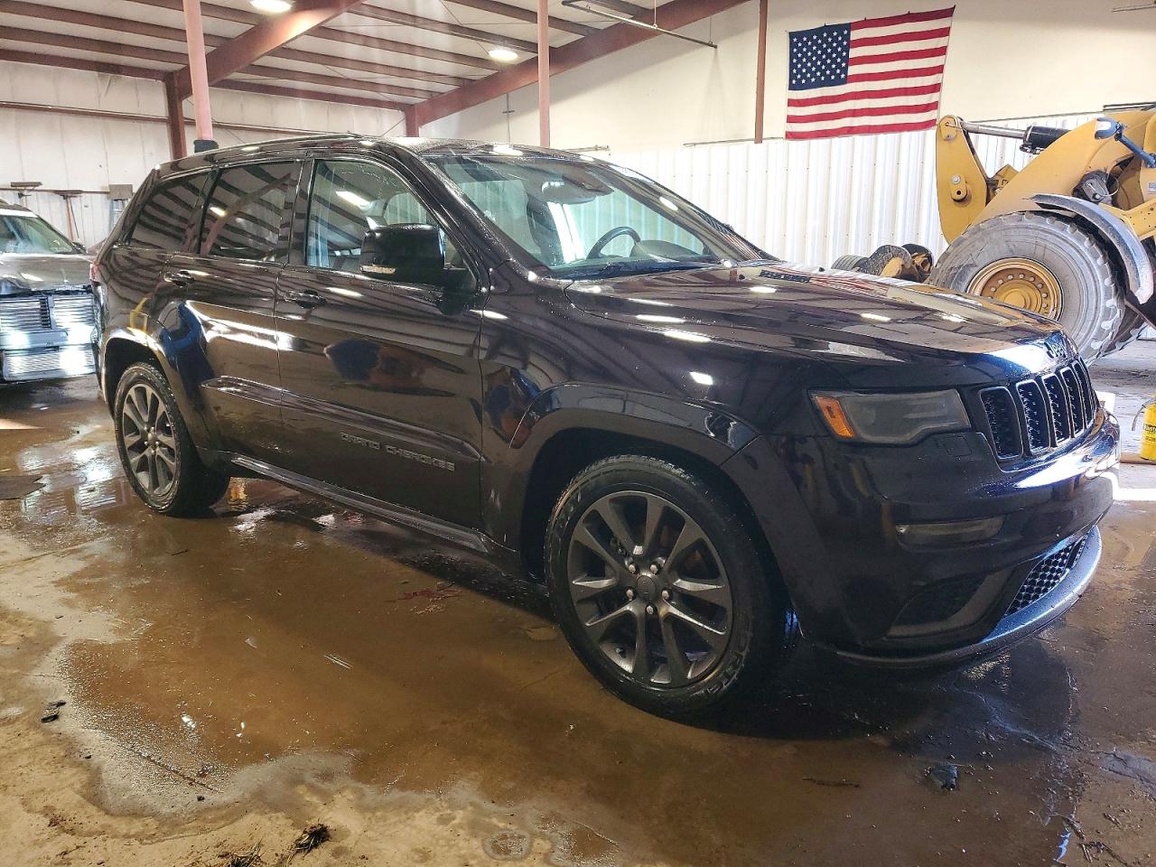 2019 JEEP GRAND CHEROKEE OVERLAND photo 4