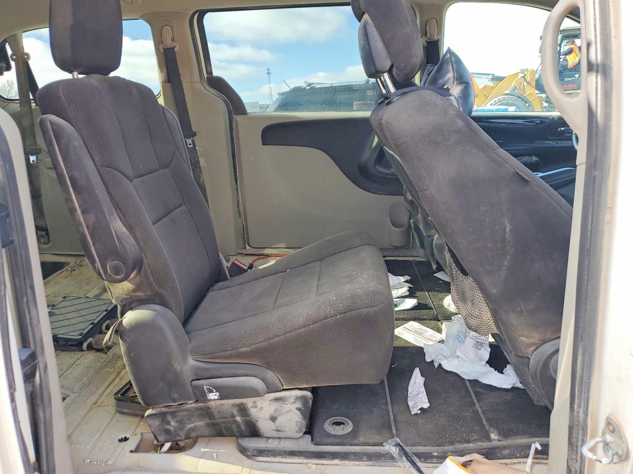 2012 DODGE GRAND CARAVAN SE photo 11