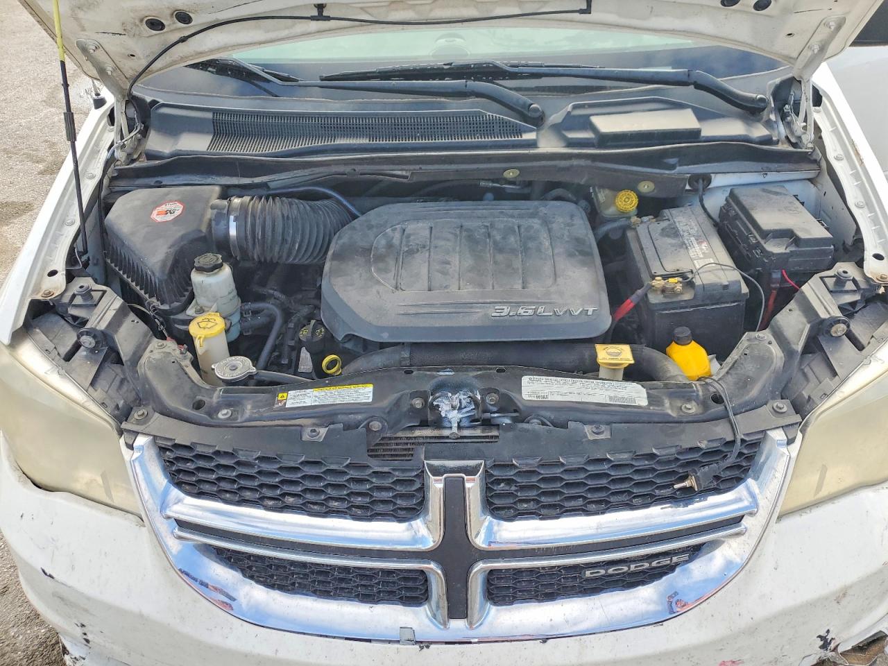 2012 DODGE GRAND CARAVAN SE photo 12