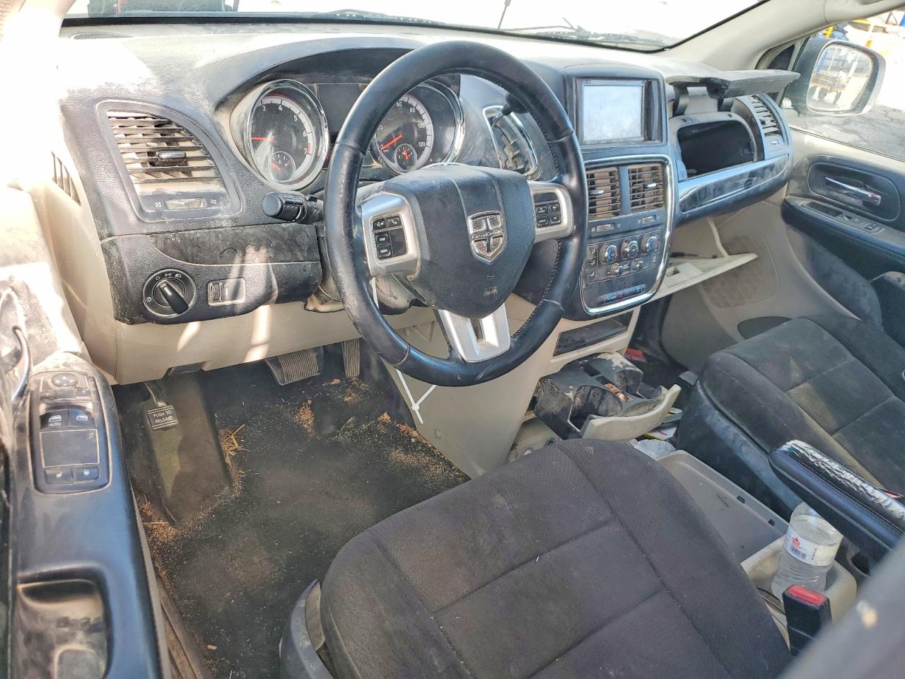 2012 DODGE GRAND CARAVAN SE photo 8