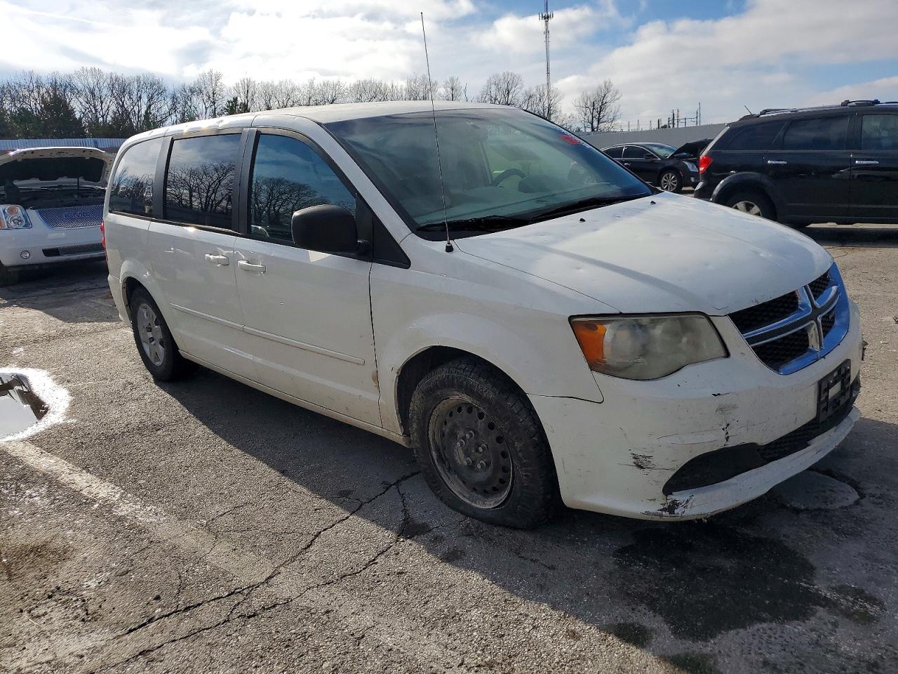 2012 DODGE GRAND CARAVAN SE photo 4