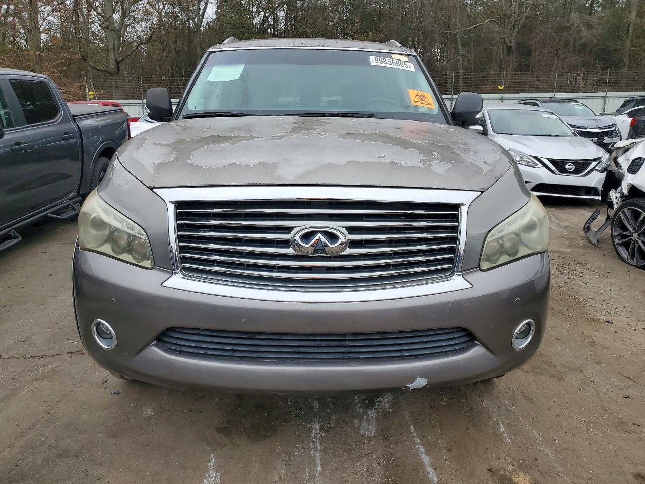 2012 INFINITI QX56 photo 13