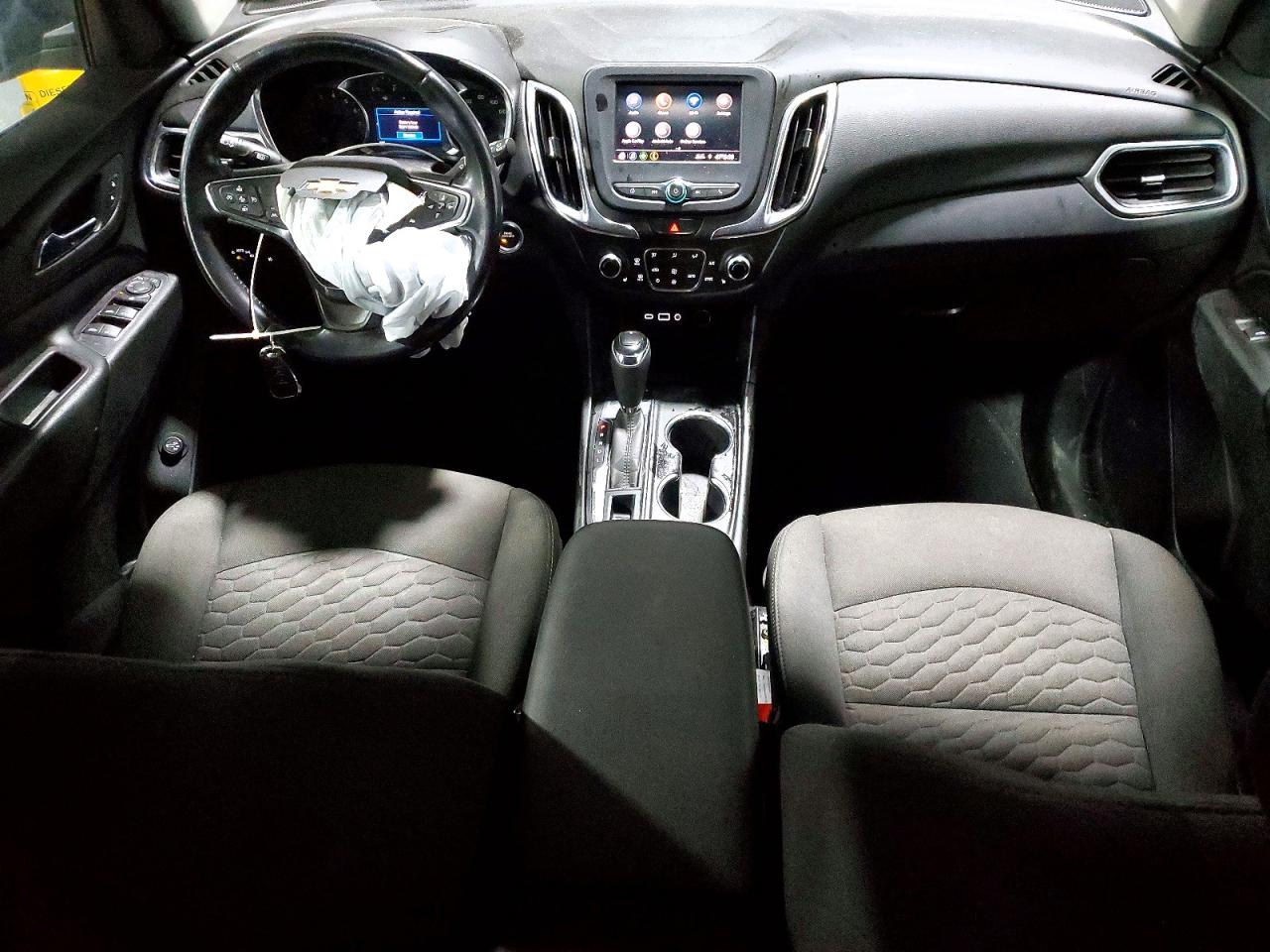 2020 CHEVROLET EQUINOX LT photo 8