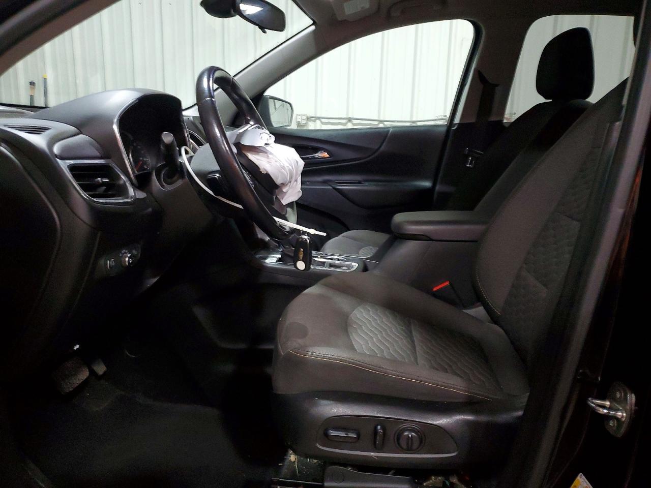 2020 CHEVROLET EQUINOX LT photo 7