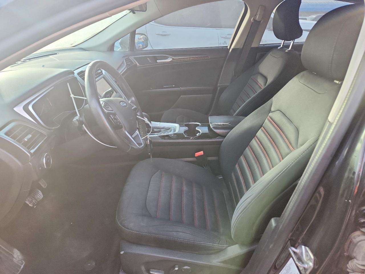 2016 FORD FUSION SE photo 7