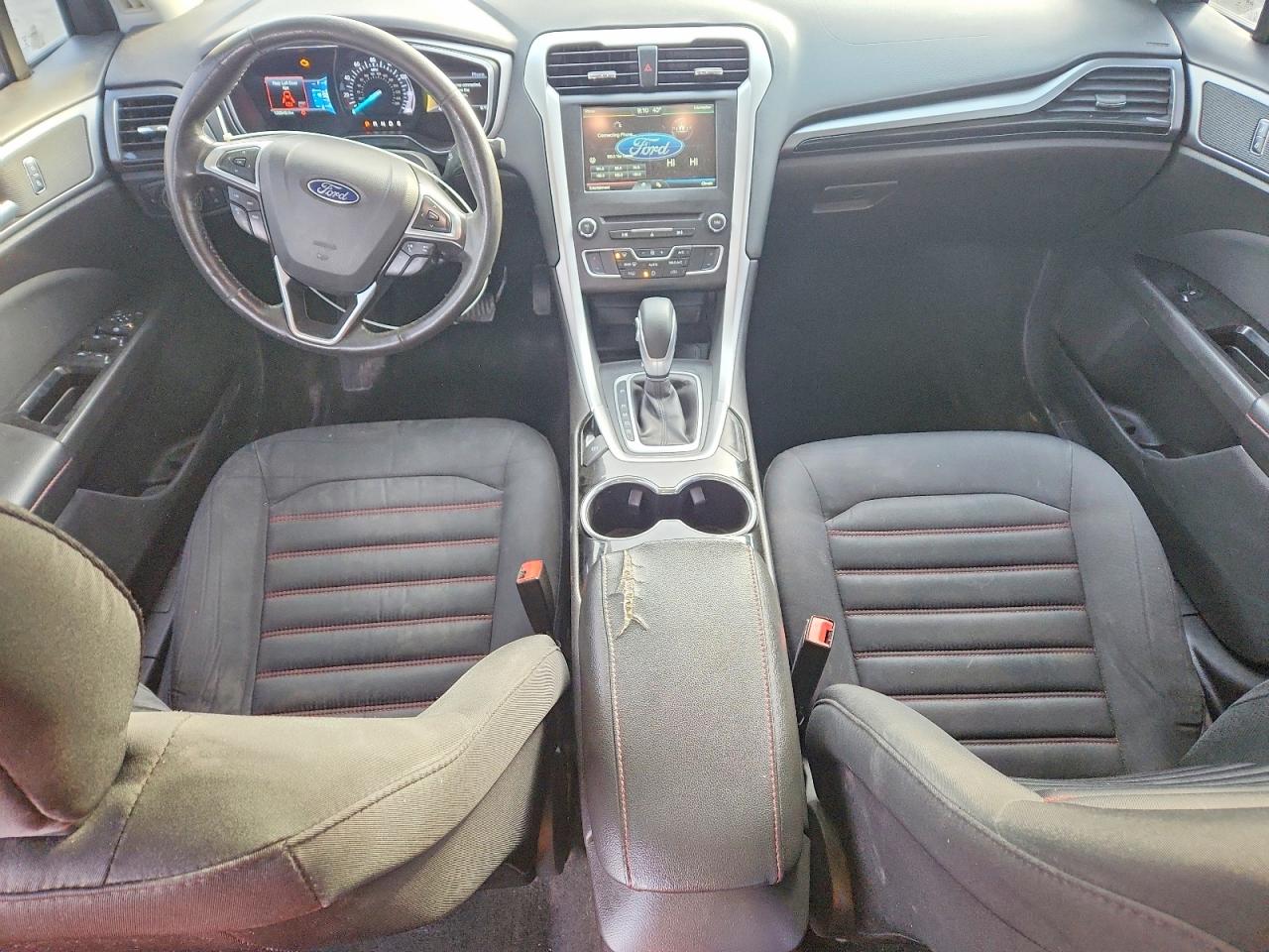 2016 FORD FUSION SE photo 8