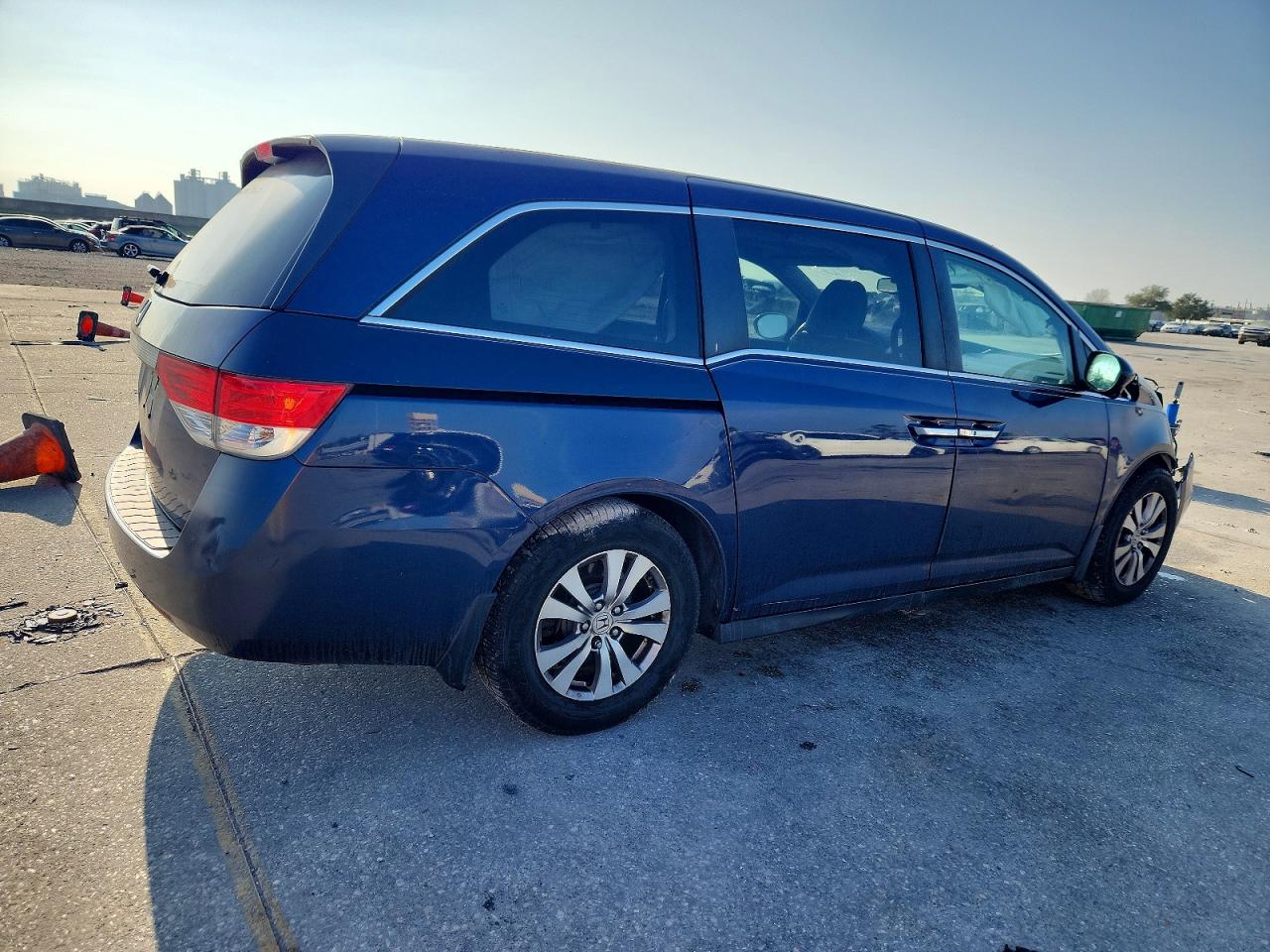 2014 HONDA ODYSSEY EXL photo 3