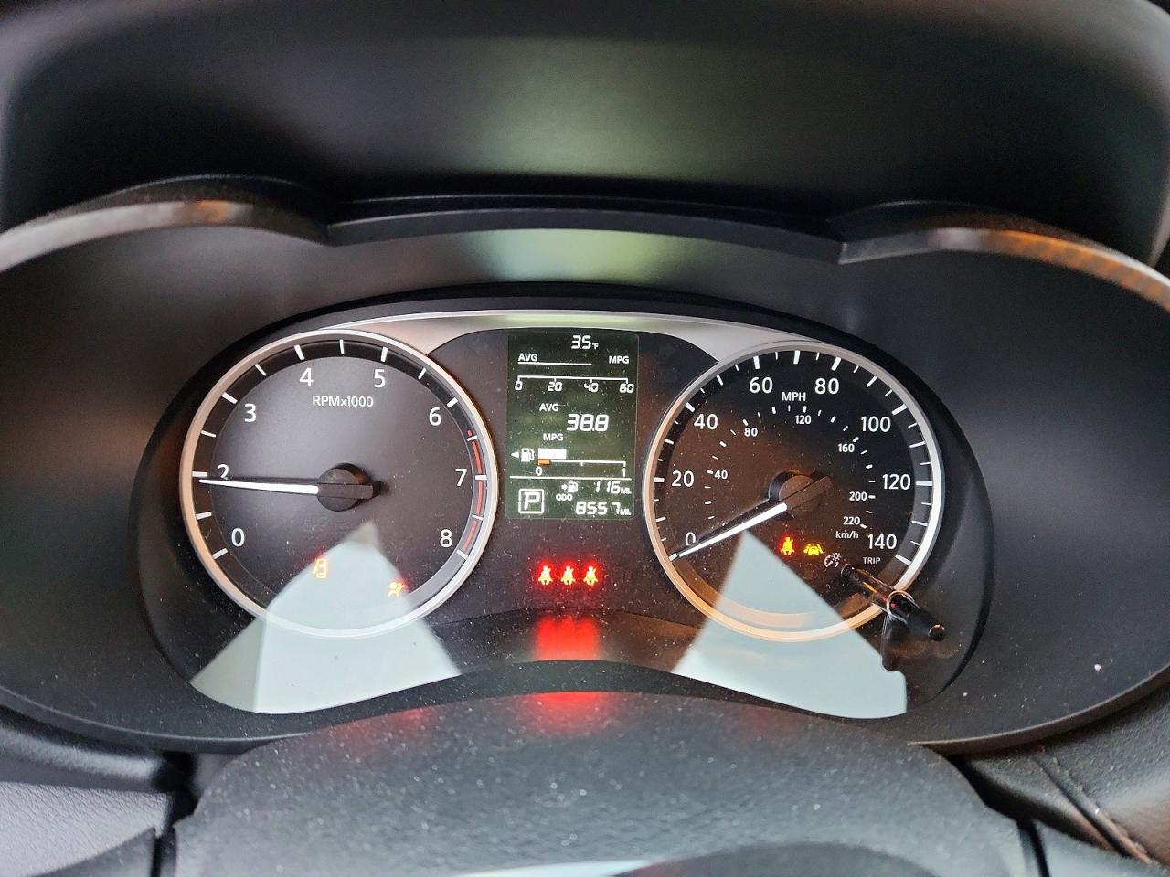 2025 NISSAN VERSA S photo 25