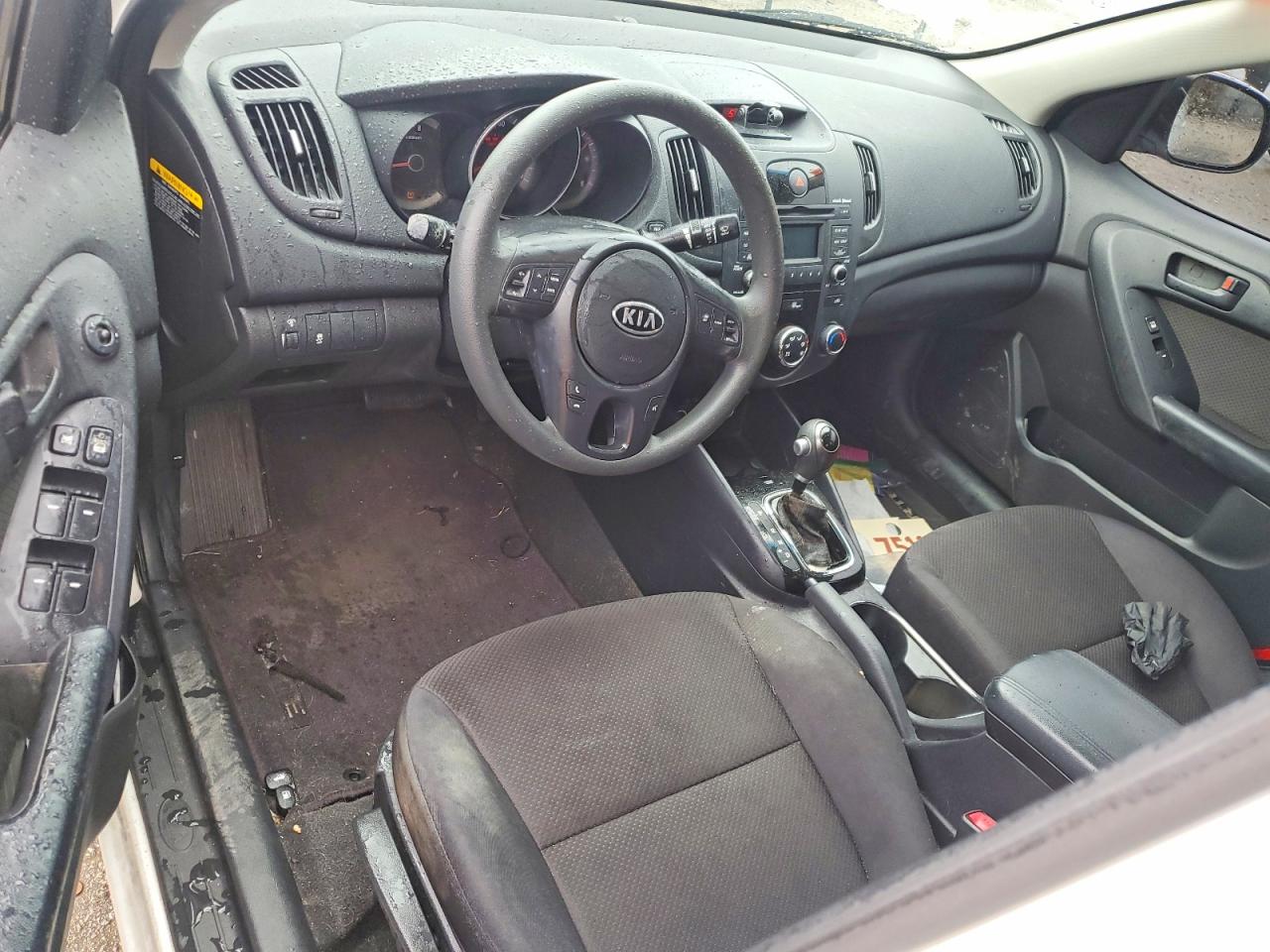 2012 KIA FORTE EX photo 8