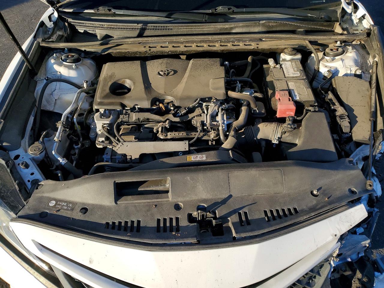 2019 TOYOTA CAMRY L photo 11