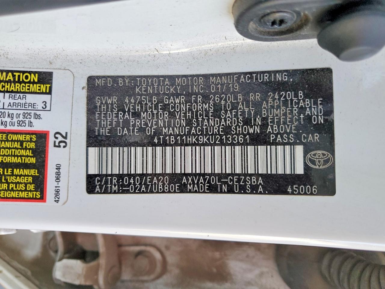 2019 TOYOTA CAMRY L photo 12