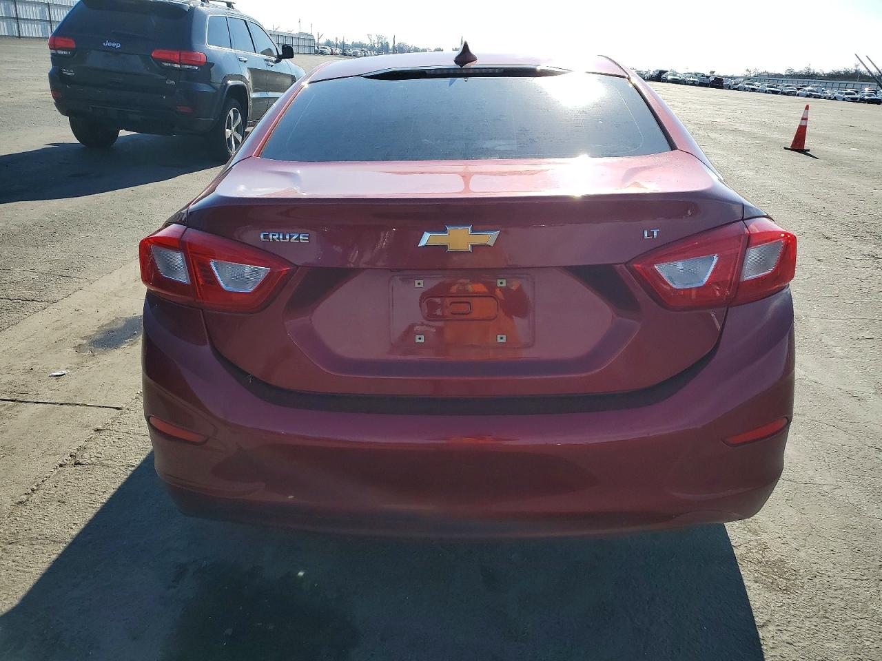 2017 CHEVROLET CRUZE LT photo 6