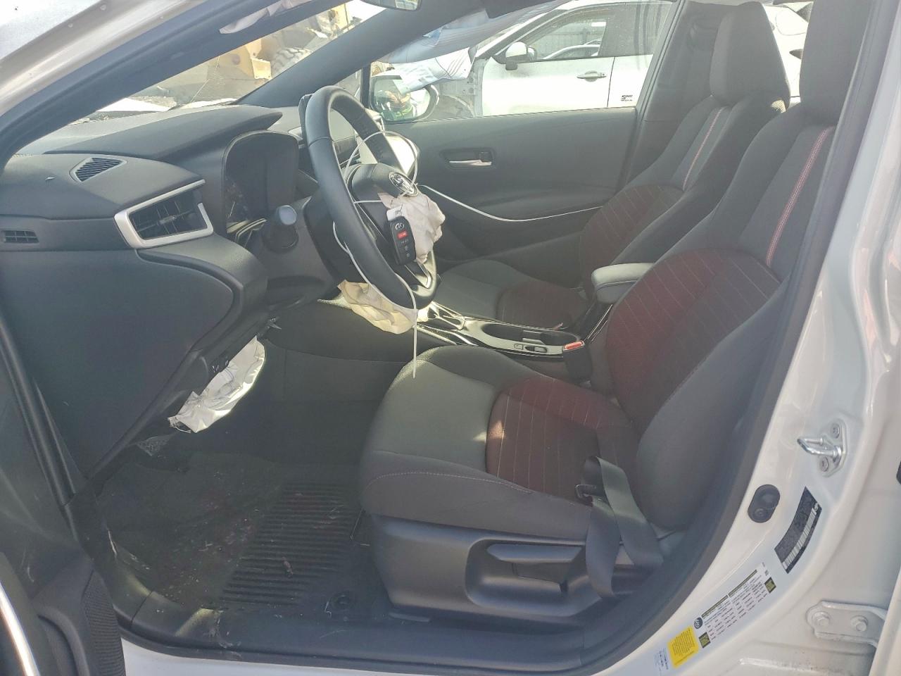 2025 TOYOTA COROLLA SE photo 13