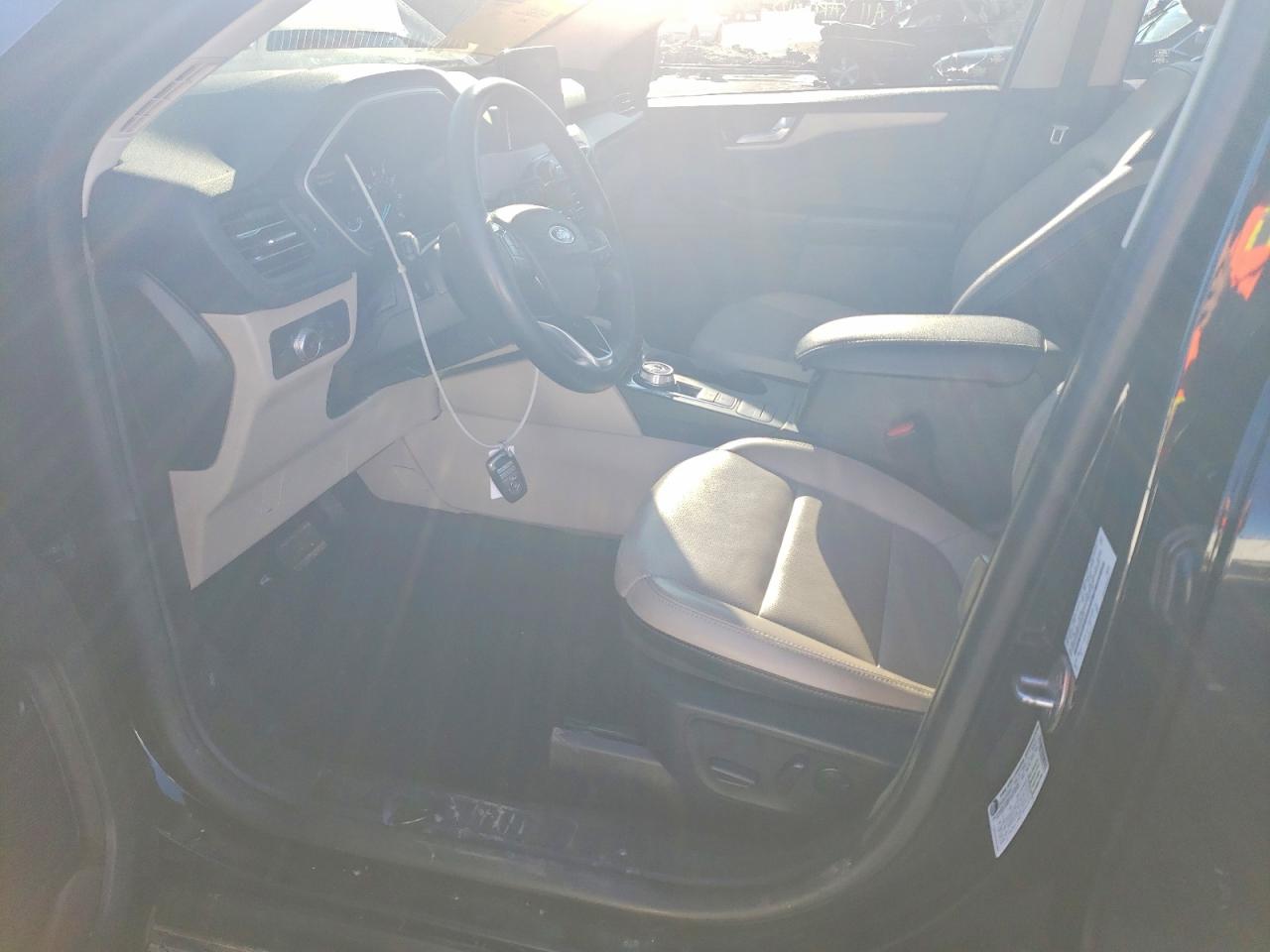 2022 FORD ESCAPE SEL photo 7
