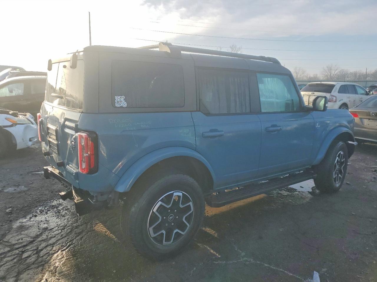 2022 FORD BRONCO BASE photo 3
