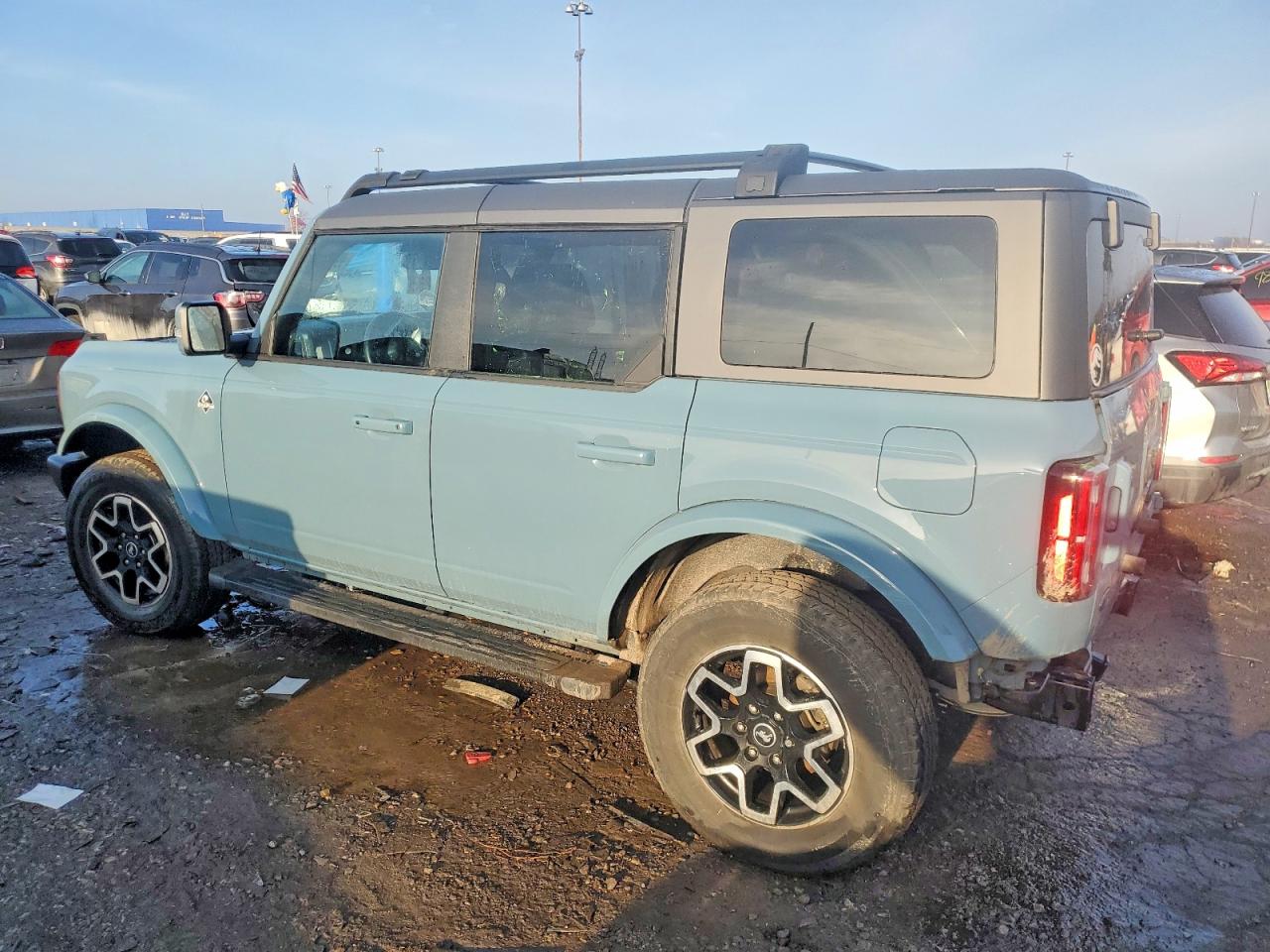 2022 FORD BRONCO BASE photo 2