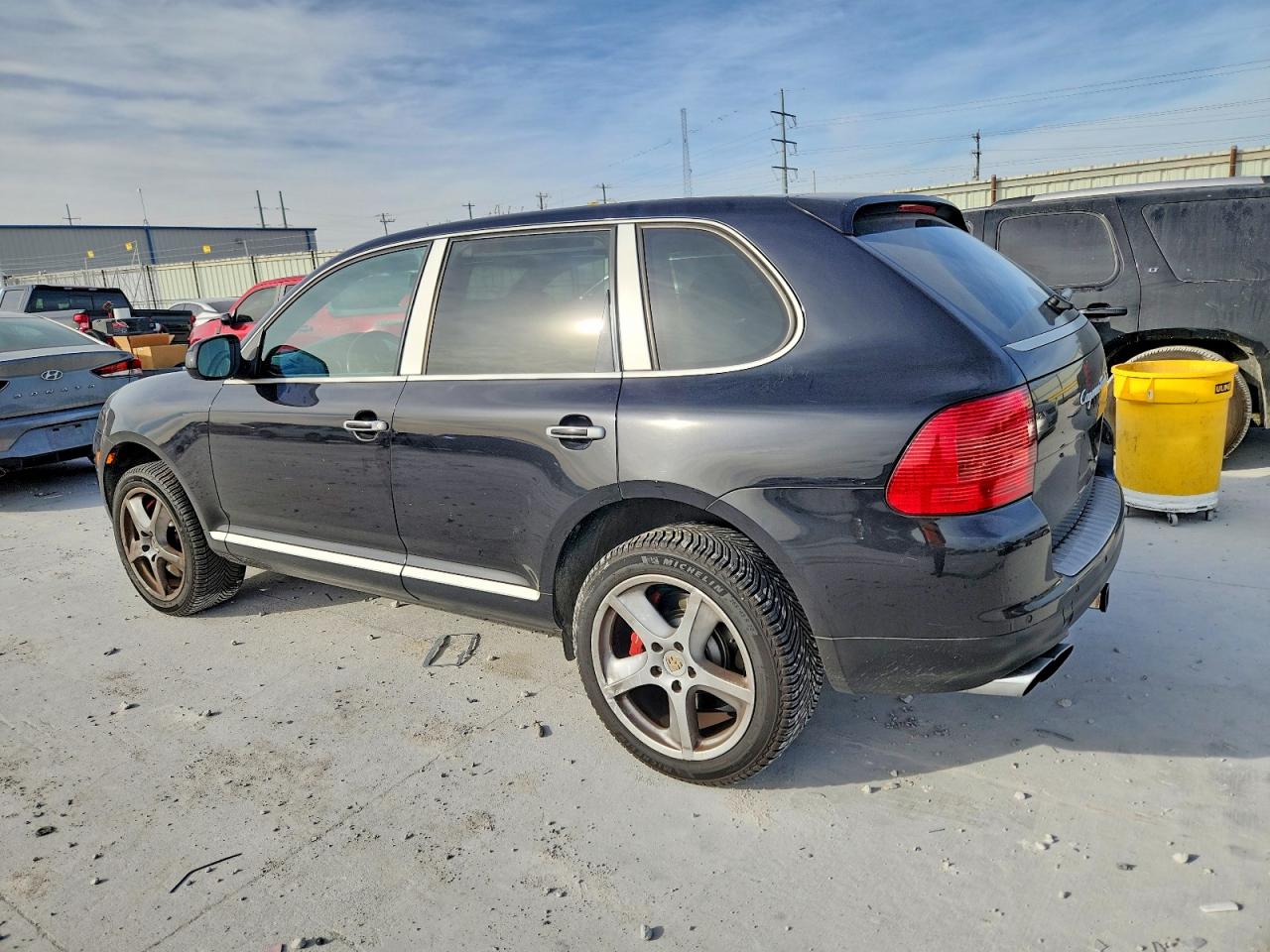 2006 PORSCHE CAYENNE TURBO photo 2