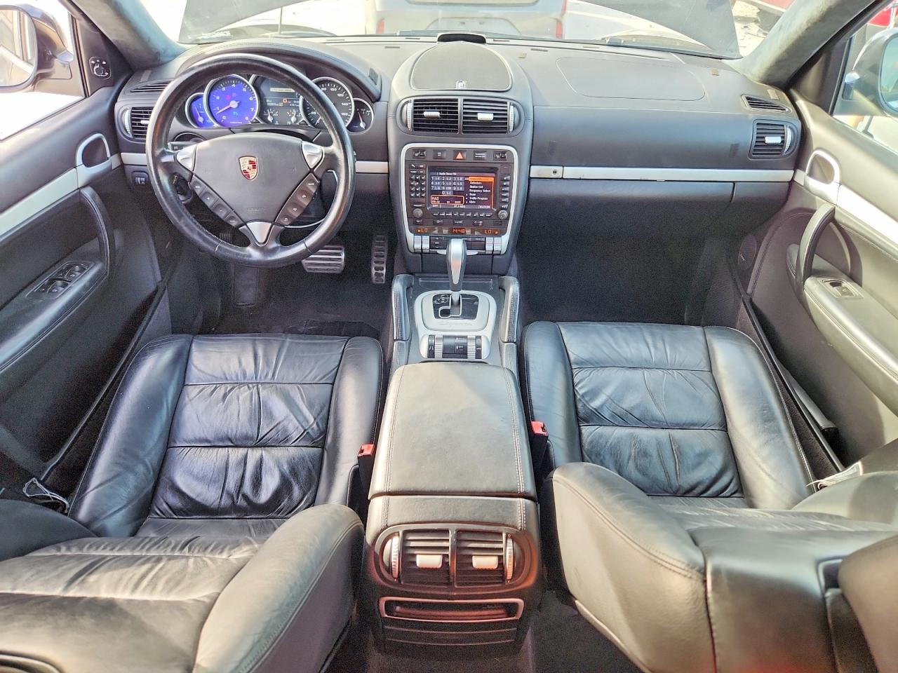 2006 PORSCHE CAYENNE TURBO photo 8