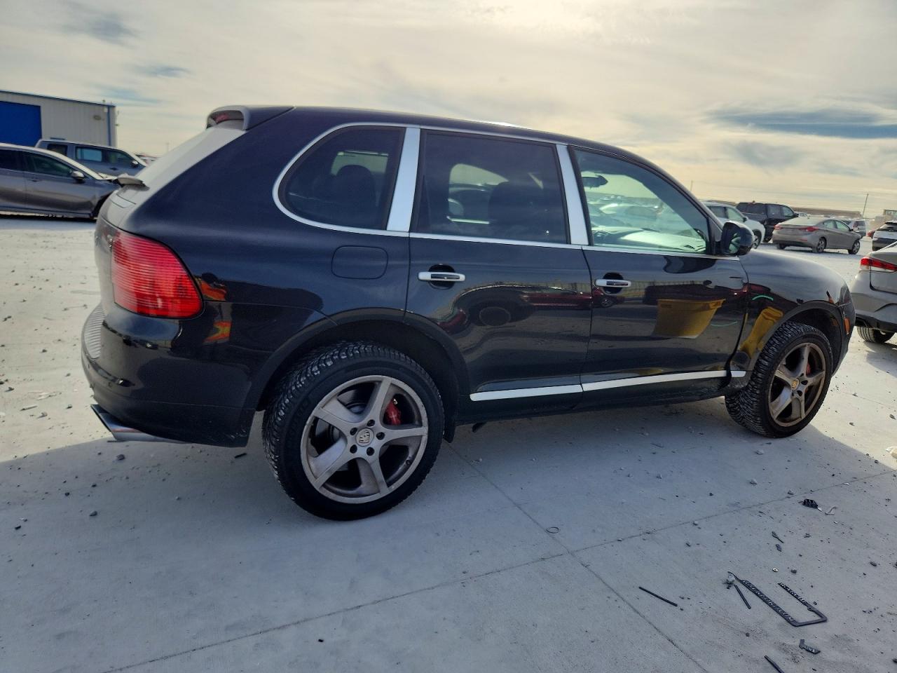 2006 PORSCHE CAYENNE TURBO photo 3