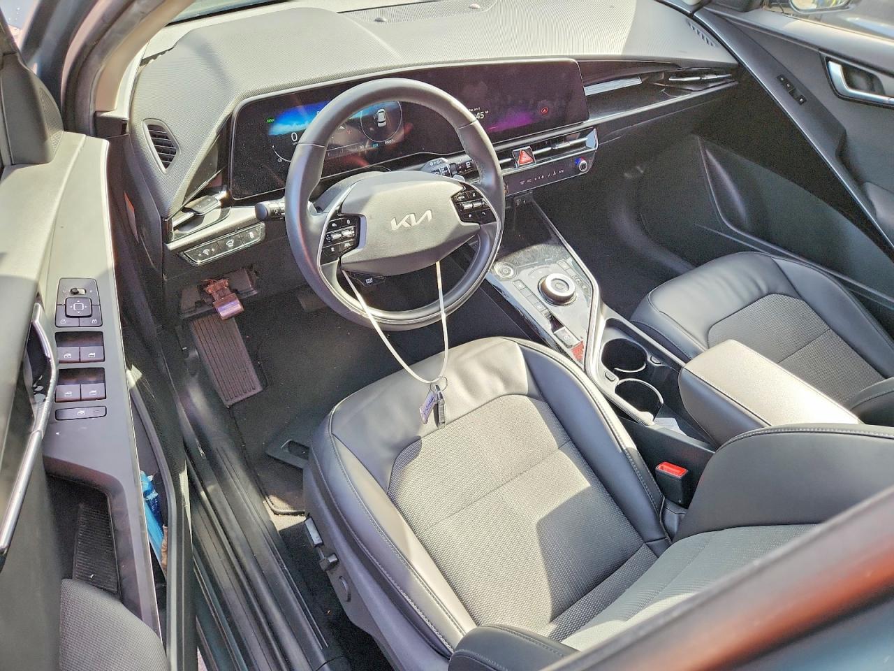 2023 KIA NIRO WIND photo 8