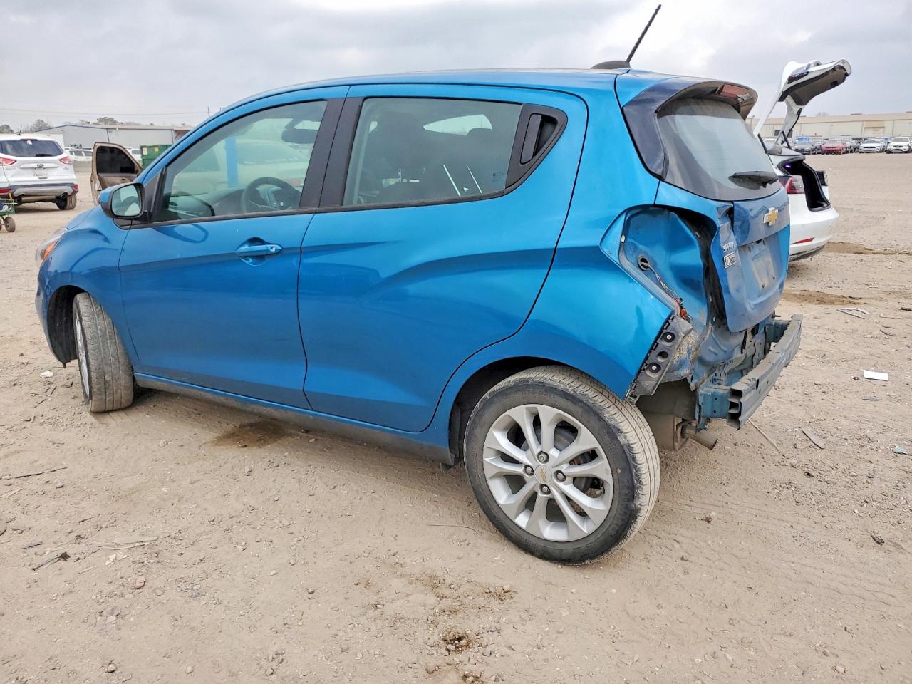 2020 CHEVROLET SPARK 1LT photo 2