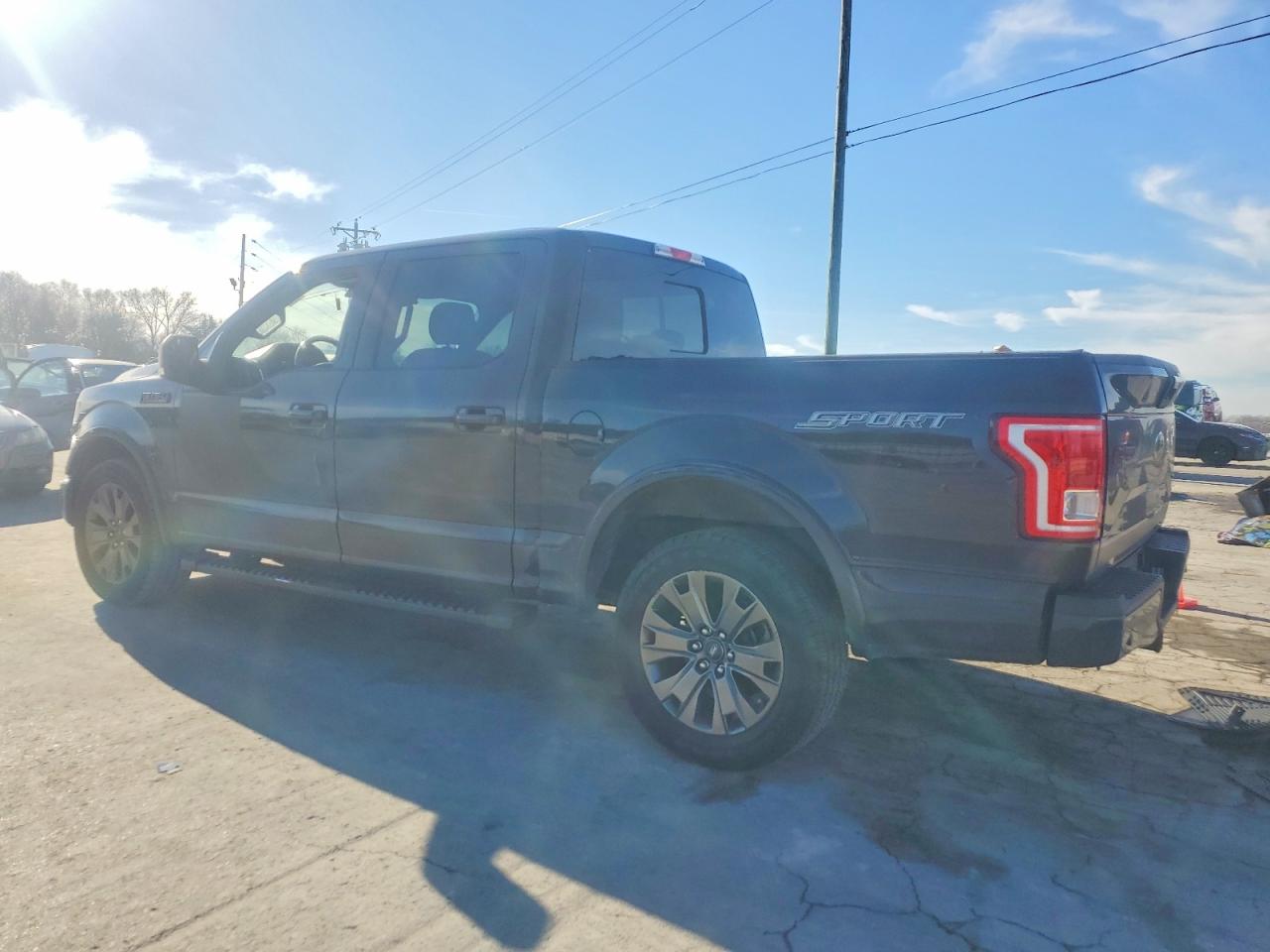 2016 FORD F150 SUPERCREW photo 2