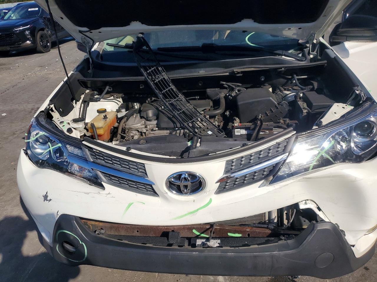 2013 TOYOTA RAV4 LE photo 11