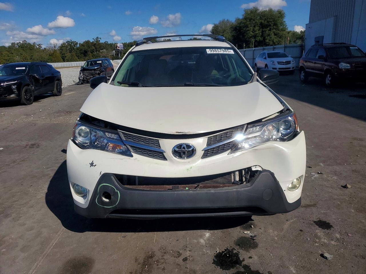 2013 TOYOTA RAV4 LE photo 5