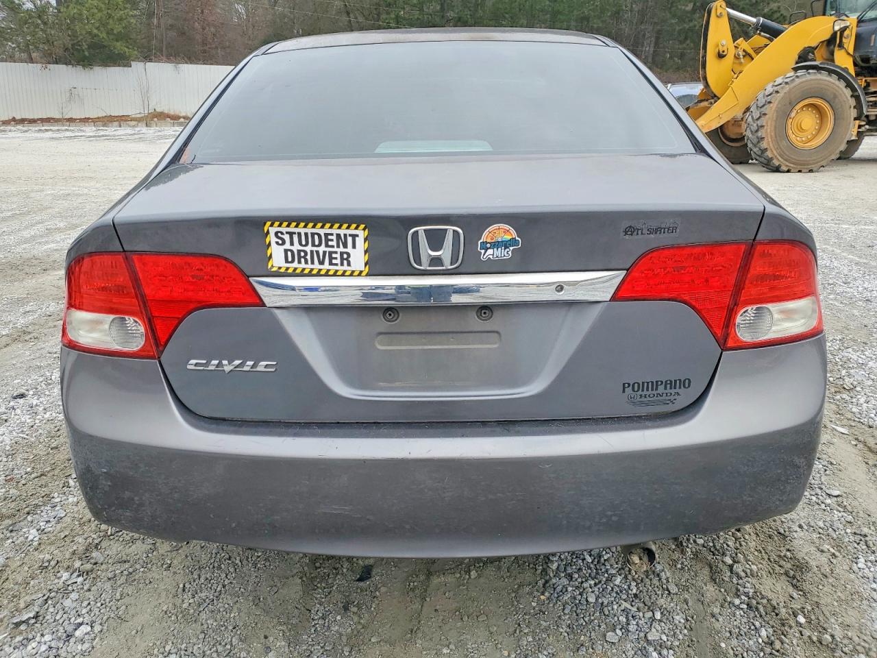 2010 HONDA CIVIC LX photo 6