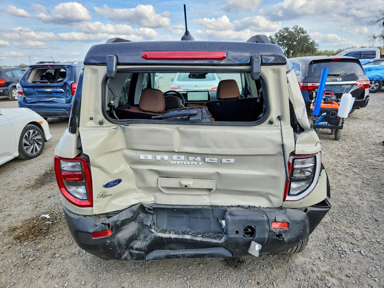 2025 FORD BRONCO SPORT OUTER BANKS photo 6