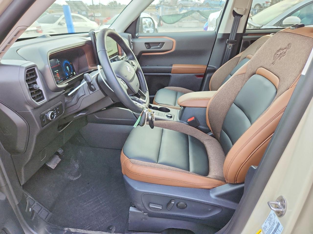 2025 FORD BRONCO SPORT OUTER BANKS photo 7