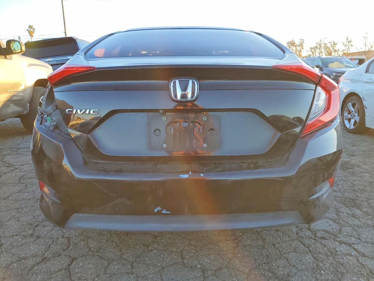 2016 HONDA CIVIC LX photo 11