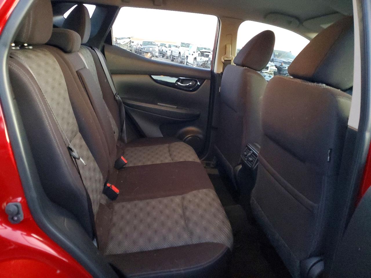 2019 NISSAN ROGUE SPORT S photo 11