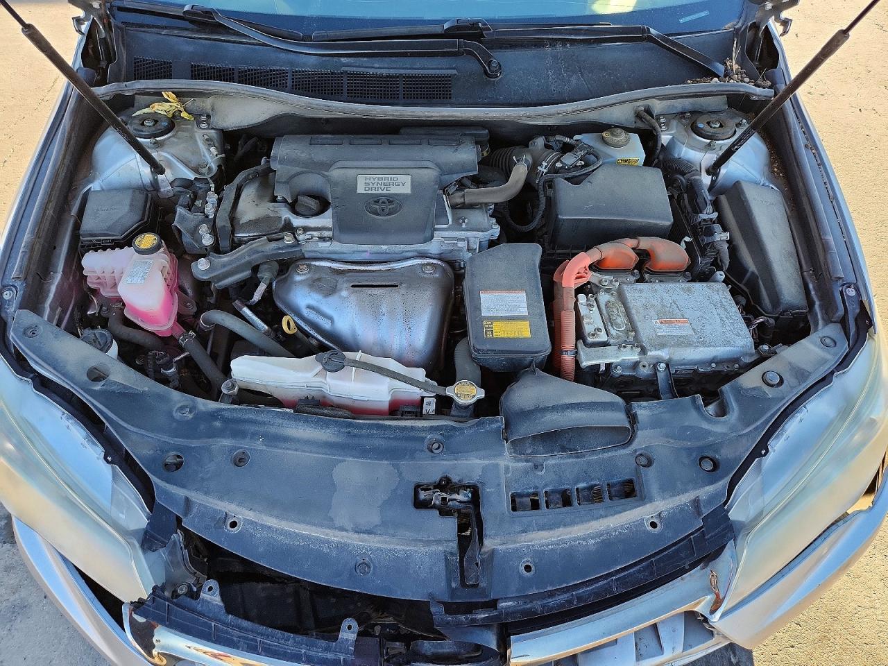 2015 TOYOTA CAMRY HYBRID photo 11