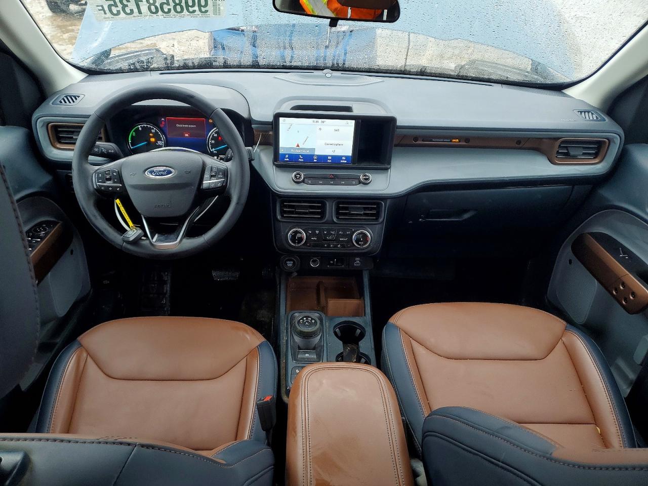 2024 FORD MAVERICK LARIAT photo 8