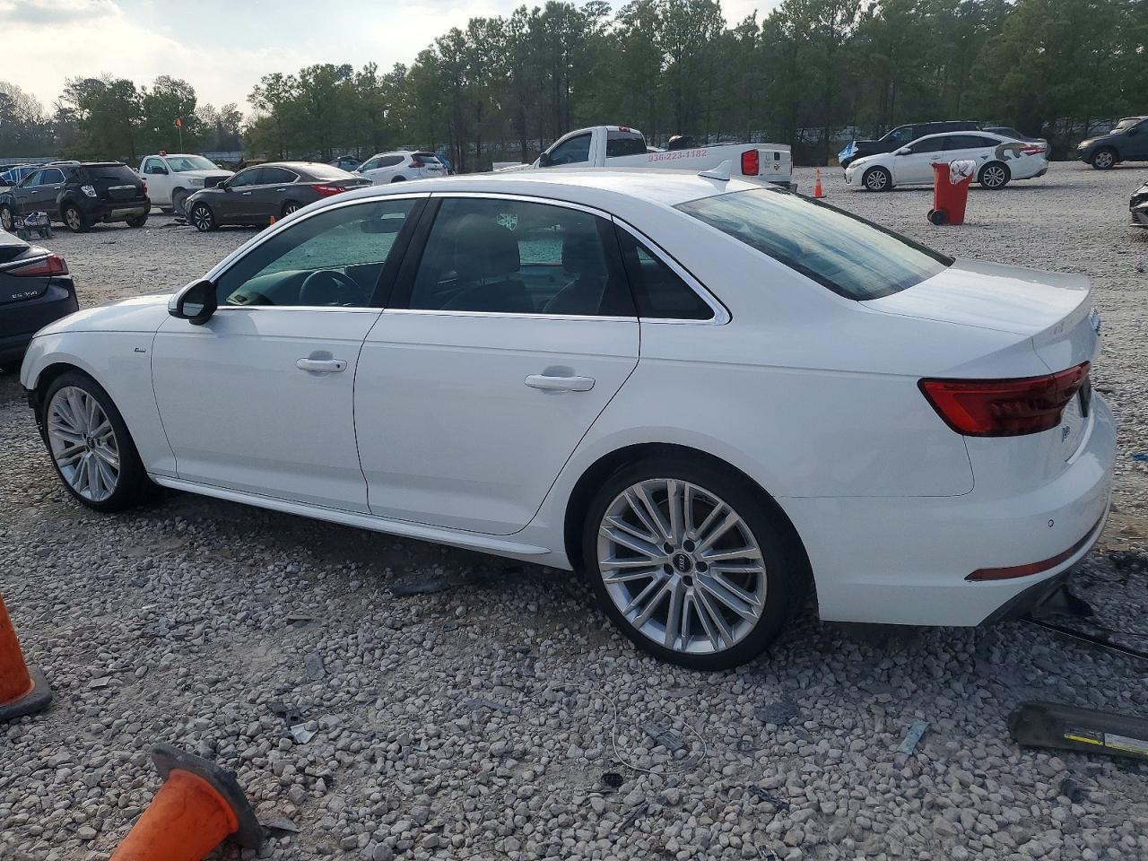 2017 AUDI A4 PREMIUM PLUS photo 4