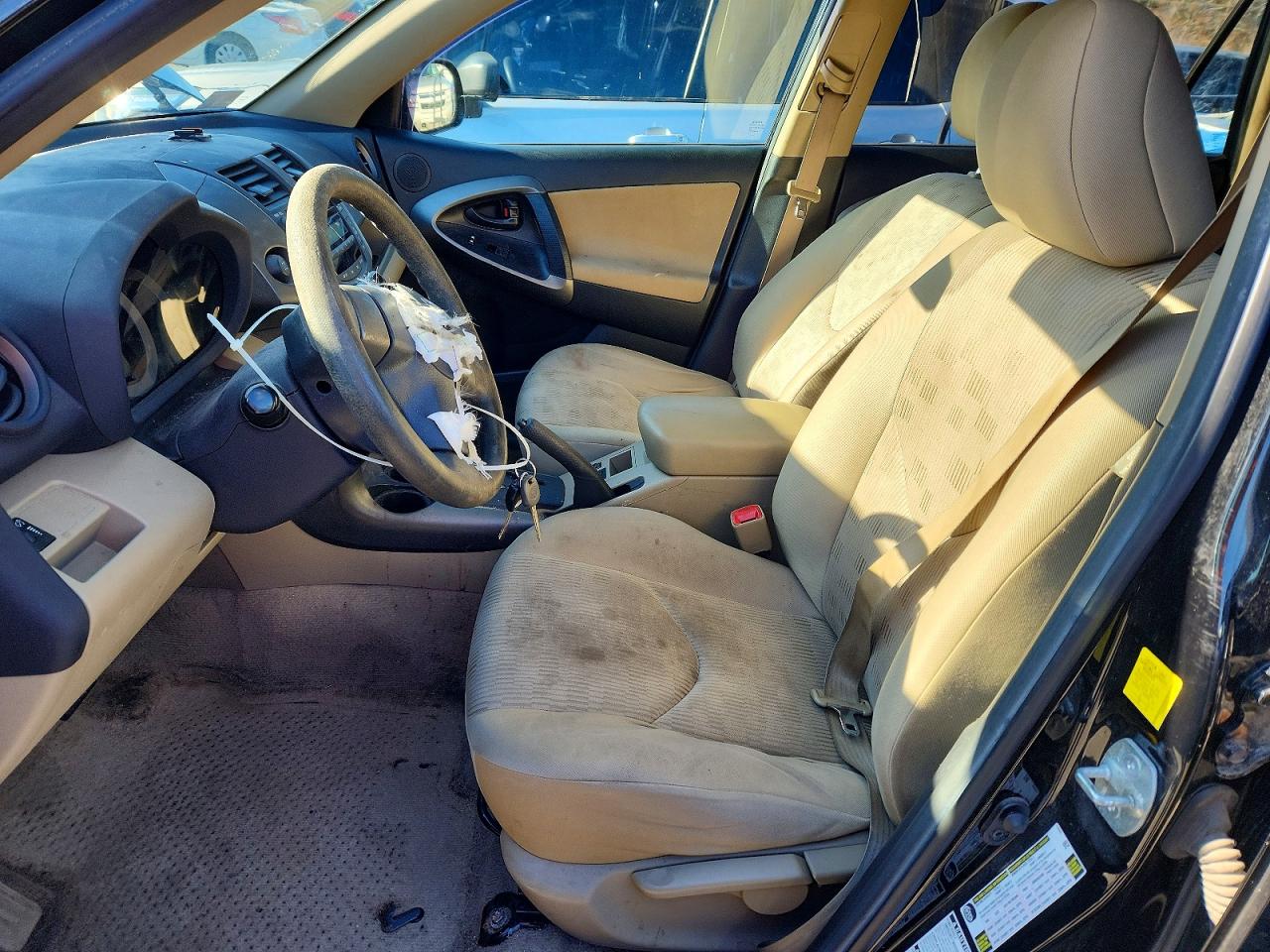 2010 TOYOTA RAV4 photo 7