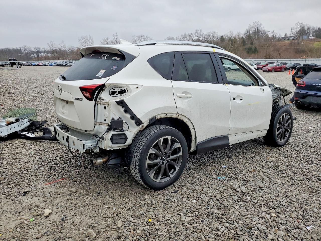 2016 MAZDA CX-5 GT photo 3