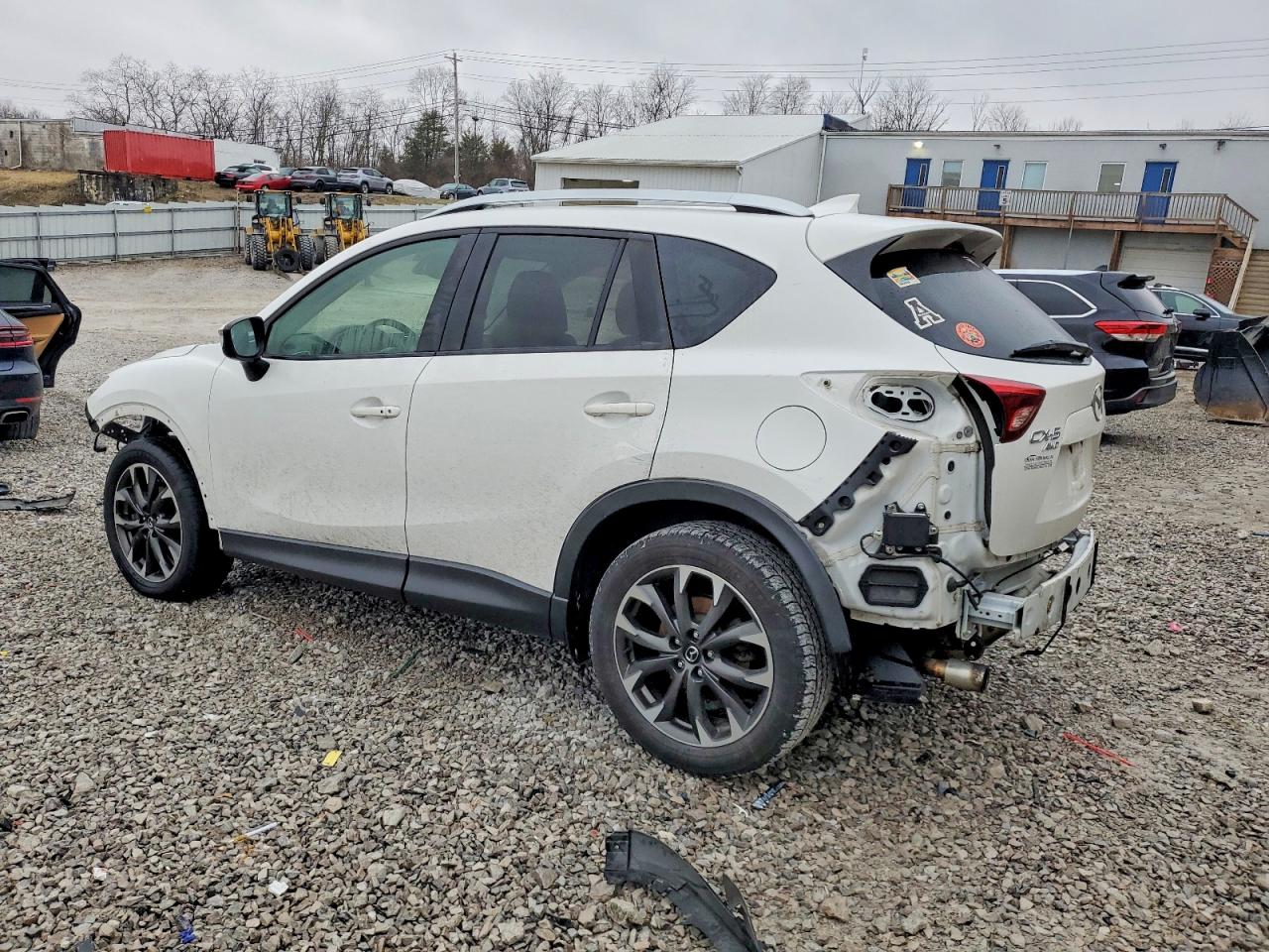 2016 MAZDA CX-5 GT photo 2