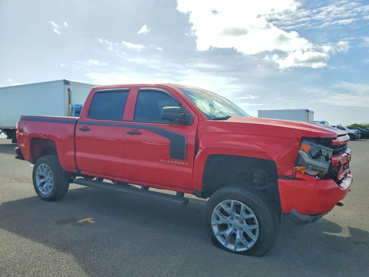 2018 CHEVROLET SILVERADO C1500 CUSTOM photo 4