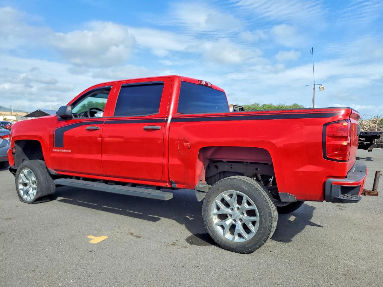 2018 CHEVROLET SILVERADO C1500 CUSTOM photo 2