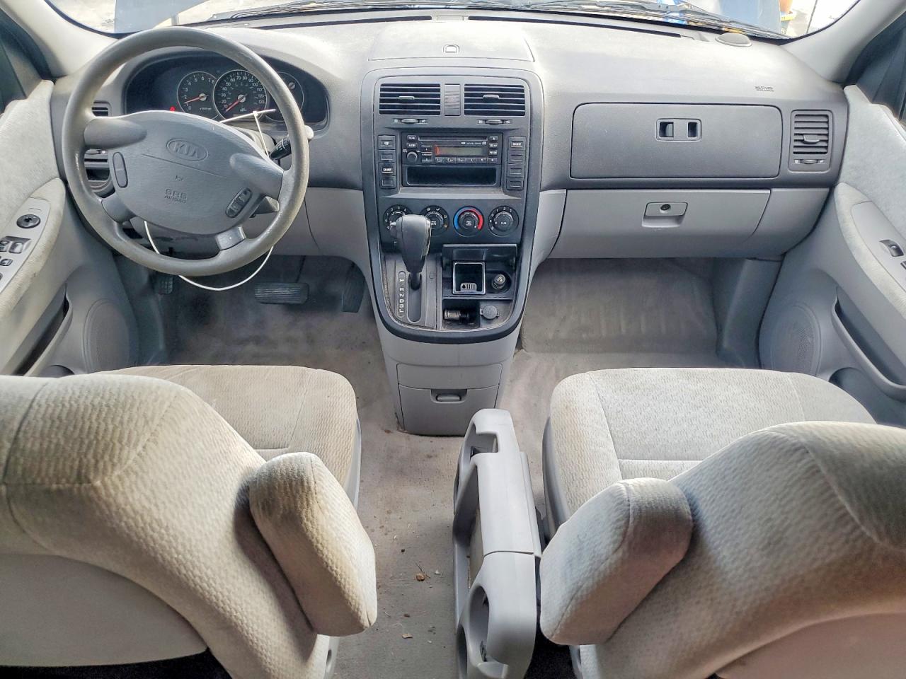 2004 KIA SEDONA EX photo 8