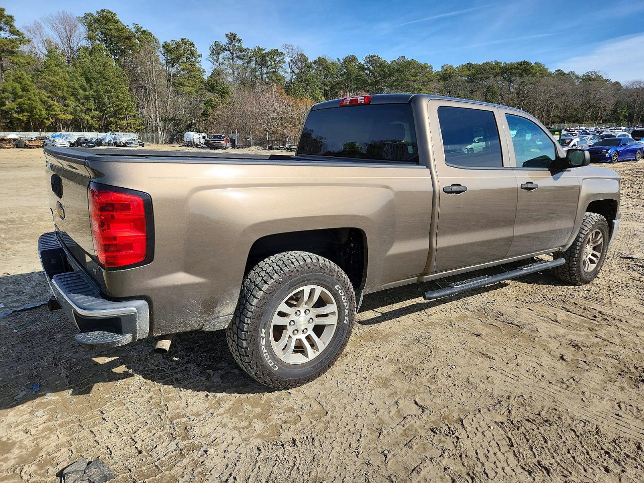 2014 CHEVROLET SILVERADO K1500 LT photo 3