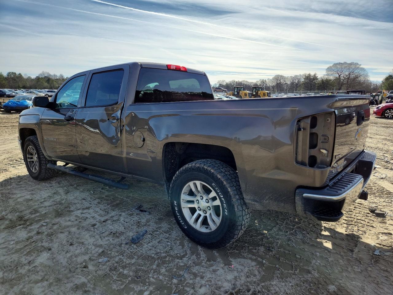 2014 CHEVROLET SILVERADO K1500 LT photo 2