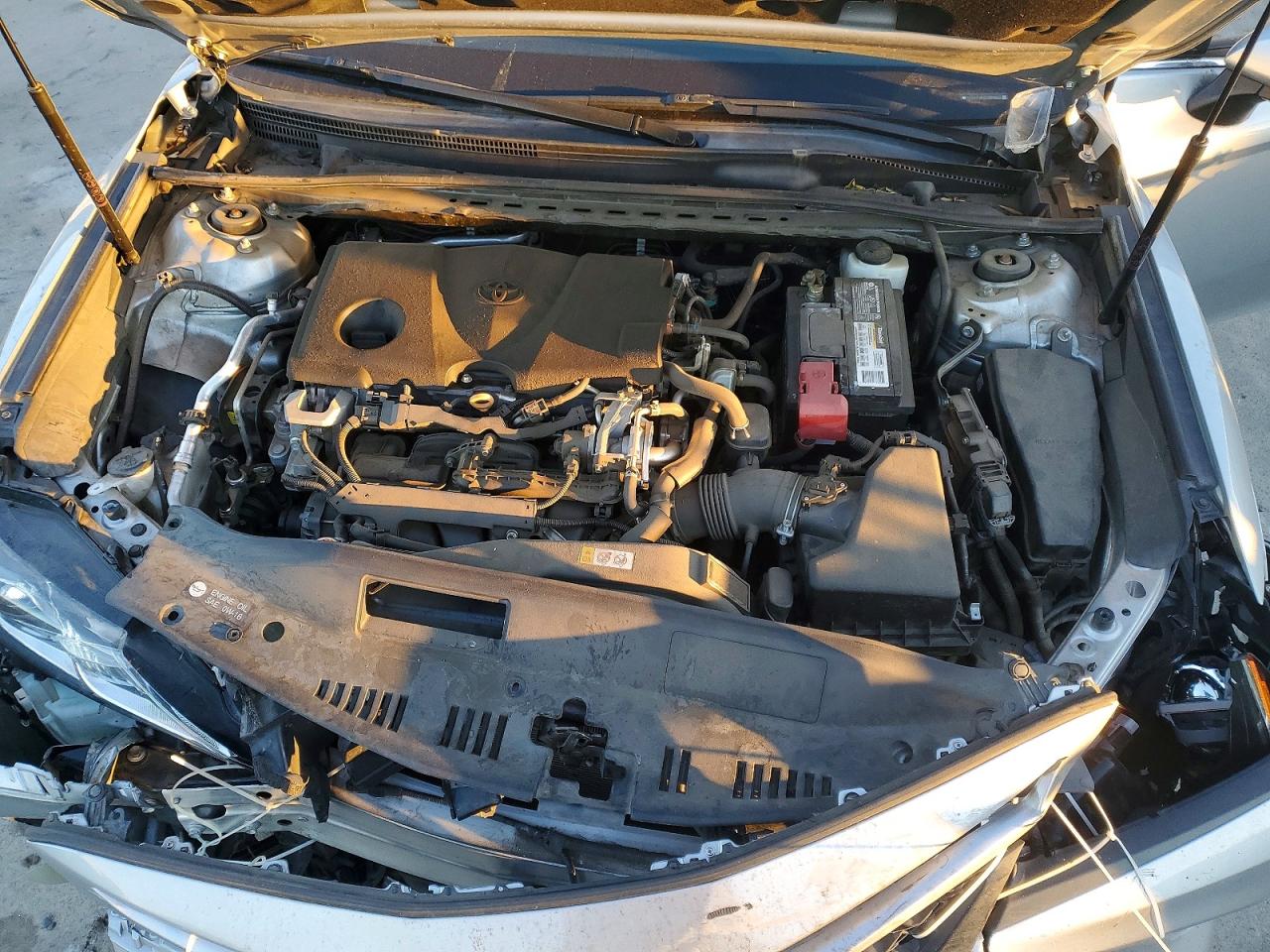 2020 TOYOTA CAMRY SE photo 11